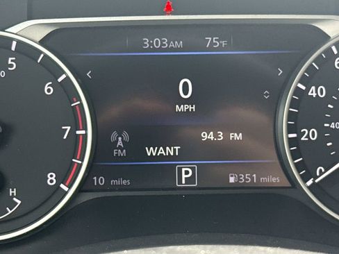 New 2025 Nissan Sentra SR FWD image 10