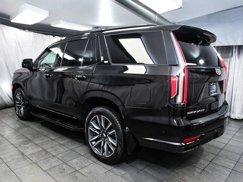 Used 2022 Cadillac Escalade Sport AWD/4WD image 4