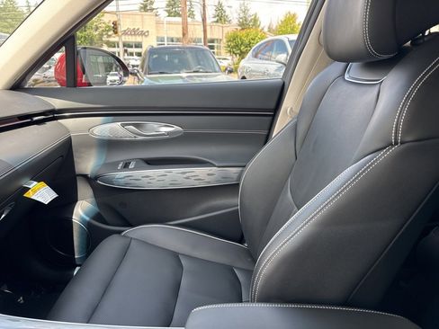 New 2026 Genesis Electrified GV70 image 33