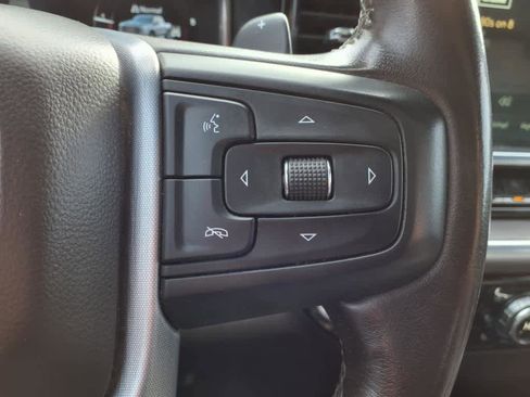 Used 2022 GMC Sierra 1500 SLT image 19