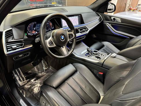 Used 2022 BMW X7 xDrive40i w/ M Sport Package AWD/4WD image 95