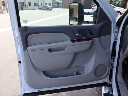 Used 2013 Chevrolet Silverado 3500 LTZ w/ LTZ Plus Package AWD/4WD image 23
