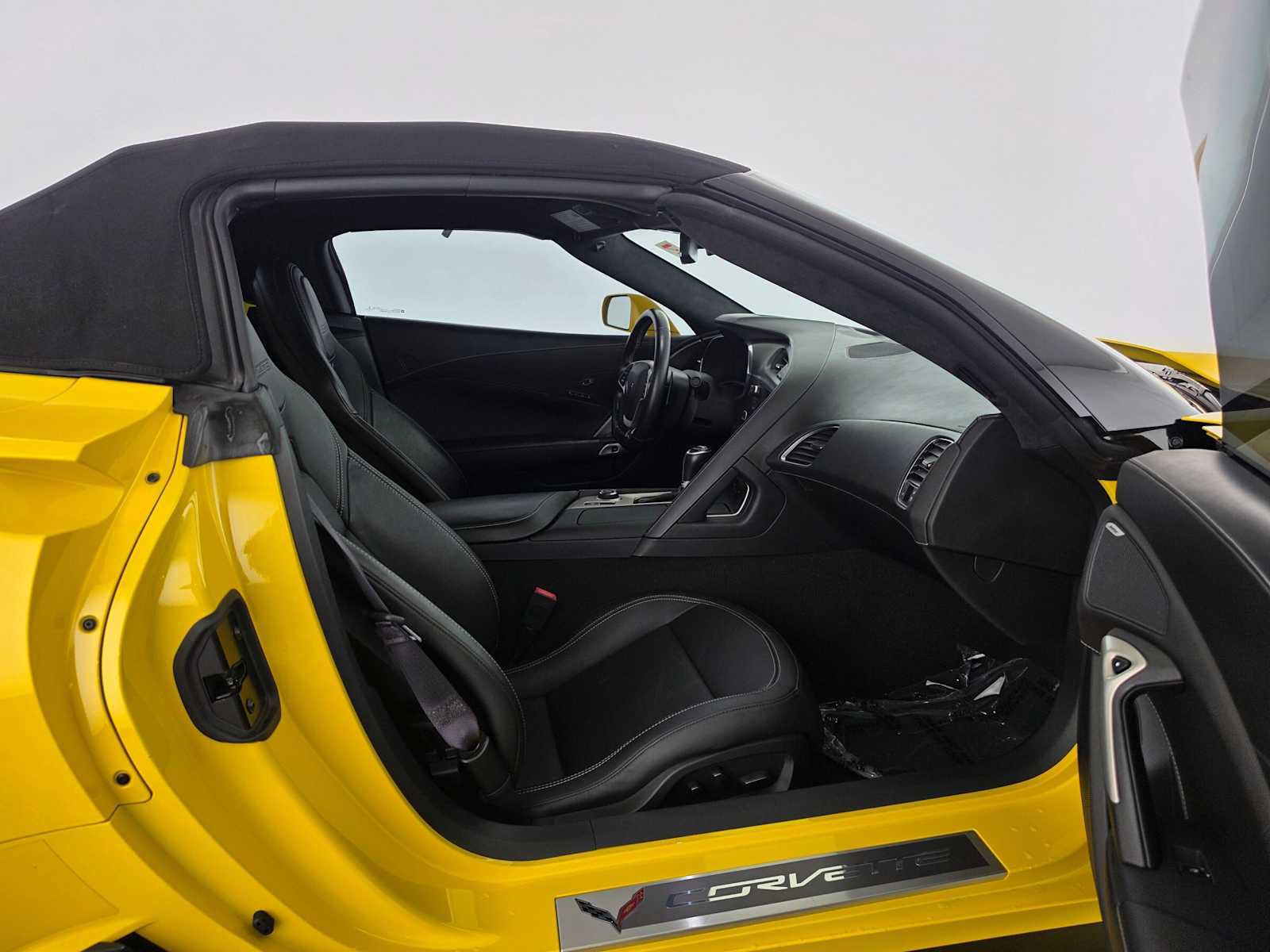 Used 2016 Chevrolet Corvette Z06 w/ 3LZ Preferred Equipment Group RWD image 11