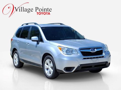 Used 2015 Subaru Forester 2.5i Premium w/ All-Weather Package AWD/4WD image 3