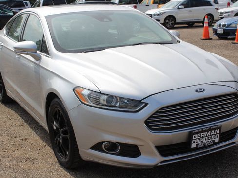 Used 2014 Ford Fusion Titanium FWD image 3