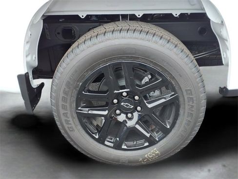 New 2026 Chevrolet Silverado 1500 Custom w/ LPO, Dark Essentials Package image 26