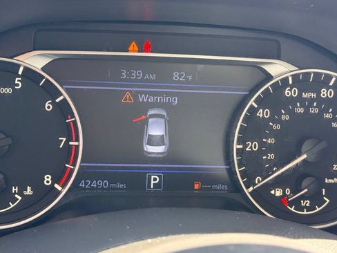 Certified 2024 Nissan Altima 2.5 SV FWD image 14