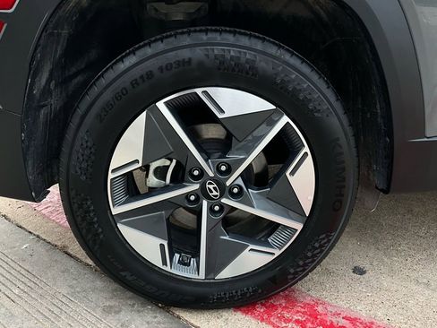 Used 2025 Hyundai Tucson SEL image 9