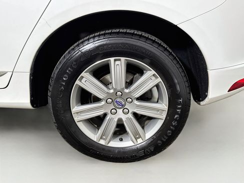 Used 2016 Volvo XC60 T6 w/ Climate Package AWD/4WD image 30