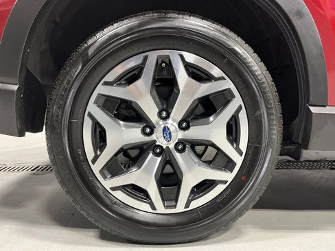 Used 2023 Subaru Forester Premium AWD/4WD image 44