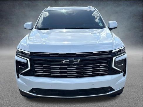 Used 2026 Chevrolet Tahoe High Country AWD/4WD image 13