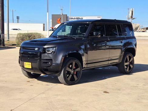 Used 2024 Land Rover Defender 110 X image 7