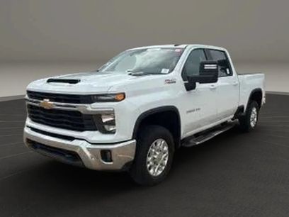 Used 2024 Chevrolet Silverado 2500 LT