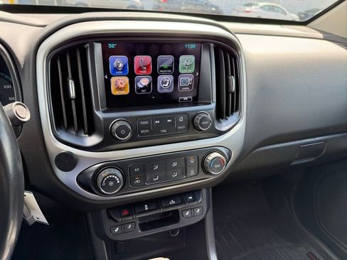 Used 2018 Chevrolet Colorado LT w/ Redline Special Edition AWD/4WD image 10