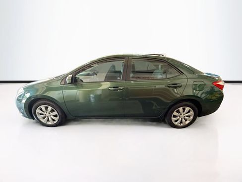 Used 2016 Toyota Corolla LE FWD image 9