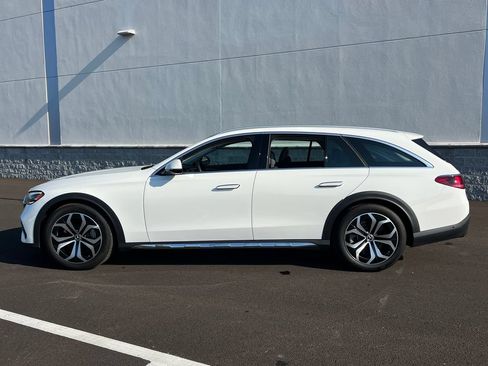 Used 2025 Mercedes-Benz E 450 4MATIC All-Terrain Wagon image 4