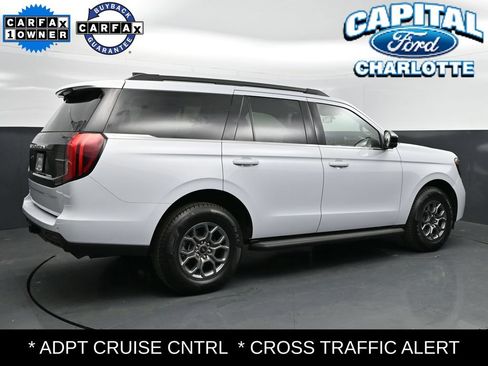 Used 2025 Ford Expedition Active RWD image 7