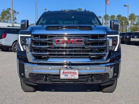 Used 2025 GMC Sierra 2500 SLT w/ SLT Premium Package AWD/4WD image 9