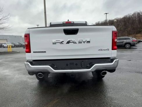 New 2026 RAM 1500 4x4 Crew Cab image 7
