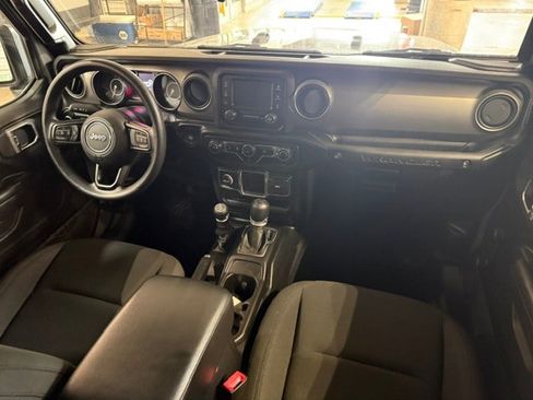 Used 2020 Jeep Wrangler Unlimited Sport AWD/4WD image 16