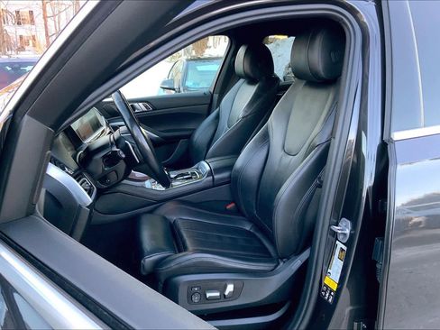 Used 2022 BMW X6 xDrive40i w/ Climate Comfort Package image 8