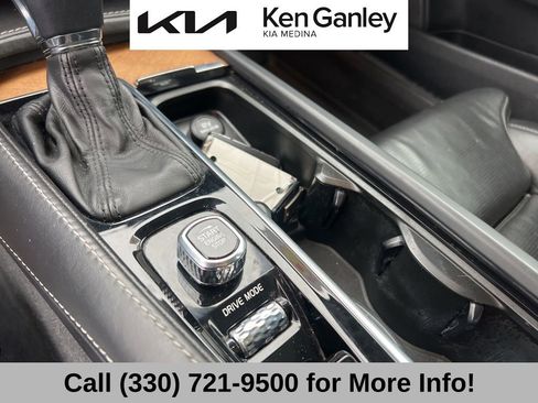 Used 2018 Volvo S90 T6 Inscription w/ Convenience Package image 37