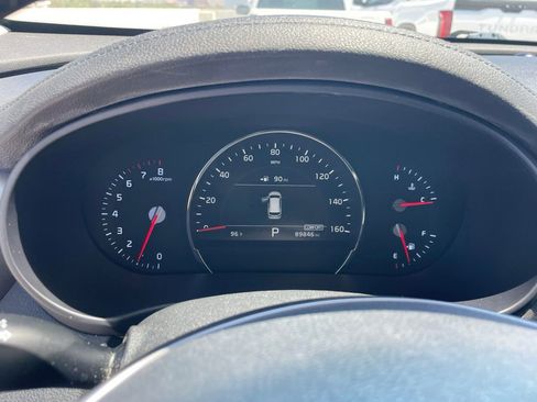 Used 2019 Kia Sorento EX w/ EX Touring Package image 12