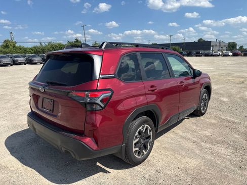 Used 2026 Subaru Forester Premium AWD/4WD image 3