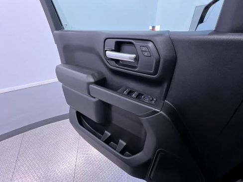 Used 2021 Chevrolet Silverado 1500 Custom AWD/4WD image 29