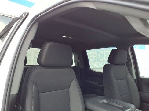 Used 2023 Chevrolet Silverado 1500 Custom AWD/4WD image 22