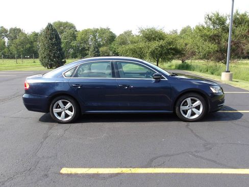 Used 2013 Volkswagen Passat TDI SE FWD image 2