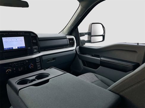 Used 2024 Ford F250 XLT image 21