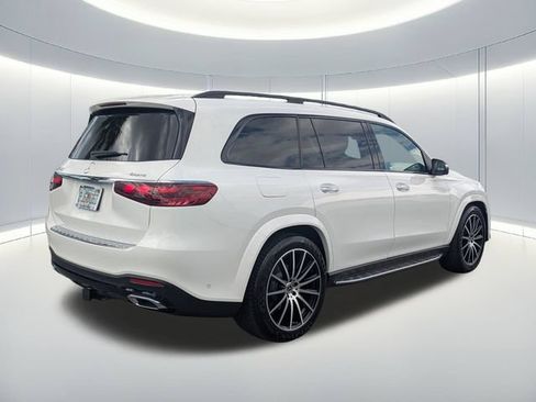 Used 2024 Mercedes-Benz GLS 450 4MATIC image 6