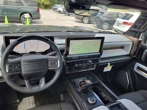 New 2025 GMC Hummer EV 2X image 30