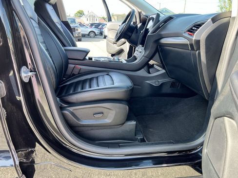 Used 2022 Ford Edge SEL w/ Convenience Package image 14