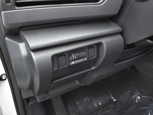 New 2026 Subaru Crosstrek 2.5i Limited image 9