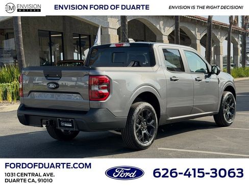 New 2025 Ford Maverick Lariat w/ Black Appearance Package image 8
