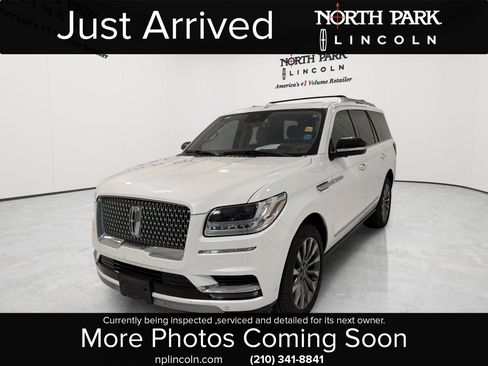 Used 2020 Lincoln Navigator Reserve w/ Luxury Package RWD image 1