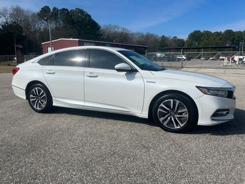 Used 2019 Honda Accord EX image 9