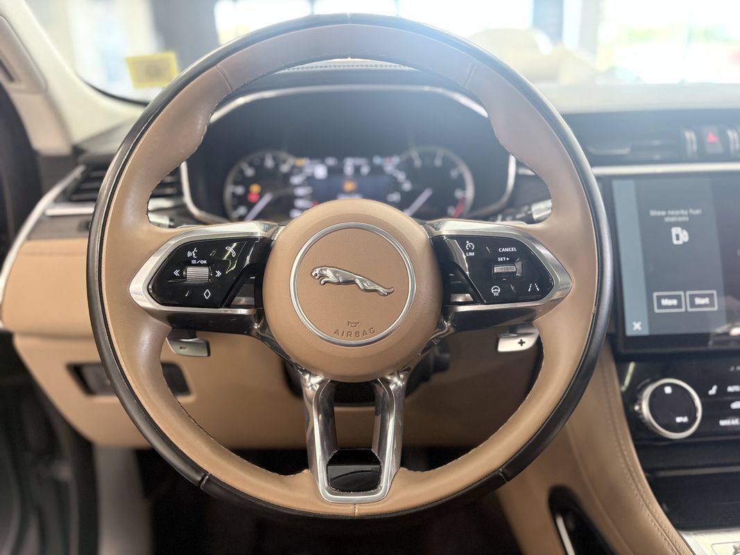 Used 2022 Jaguar F-PACE S AWD/4WD image 17