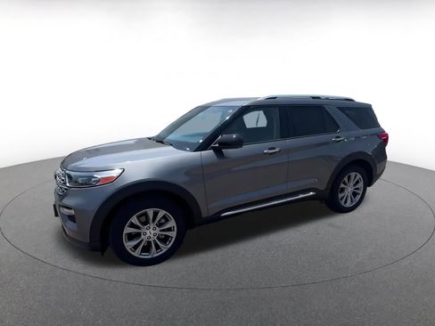 Used 2023 Ford Explorer Limited image 8