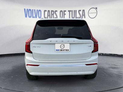 New 2025 Volvo XC90 T8 Ultra w/ Protection Package Premier