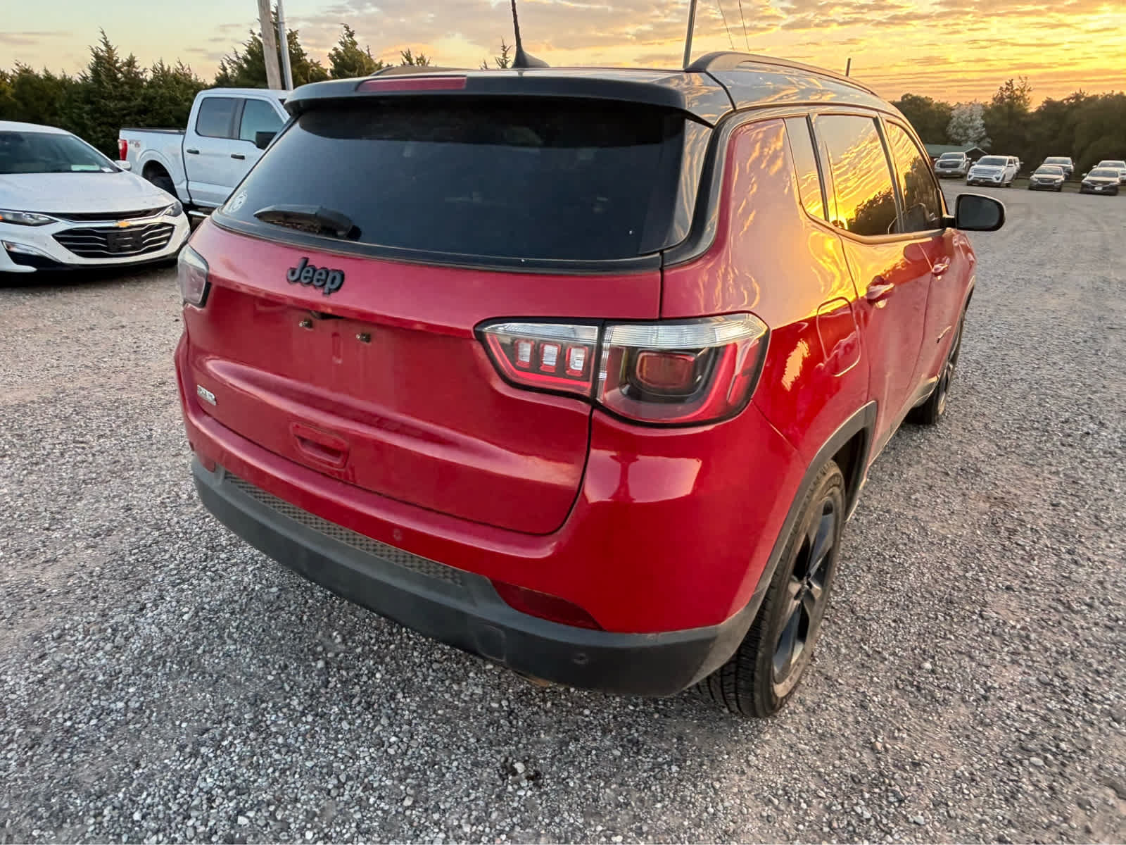 Used 2019 Jeep Compass Latitude FWD image 7