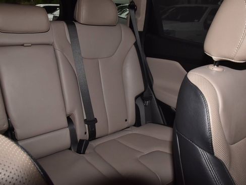 Used 2020 Hyundai Santa Fe Limited FWD image 22