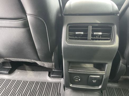 Used 2022 Ford Edge SEL w/ Convenience Package image 21