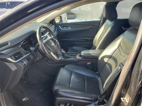 Used 2018 Cadillac XTS image 14