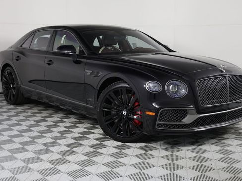 Used 2024 Bentley Flying Spur W12 AWD/4WD image 17