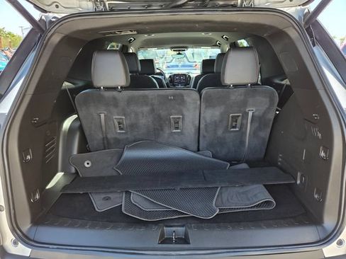 Certified 2023 Chevrolet Traverse RS w/ LPO, Cargo Package FWD image 14