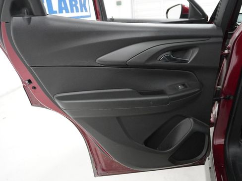 Used 2025 Chevrolet TrailBlazer LT w/ Convenience Package image 31