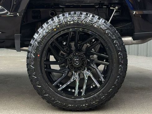 Used 2025 Ford F150 Lariat image 12